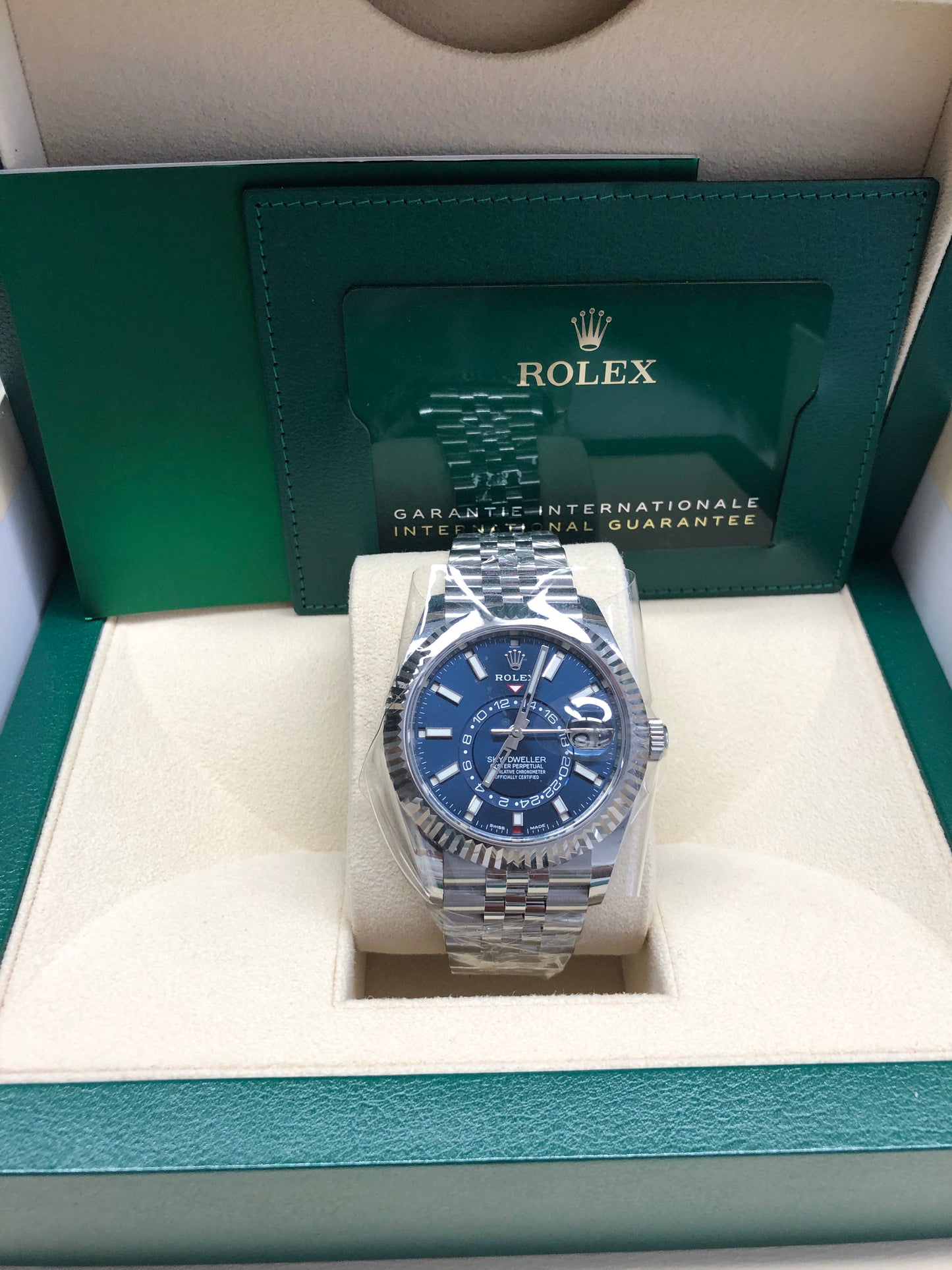 Rolex Sky Dweller Blue Jubilee - 326934 - 2023
